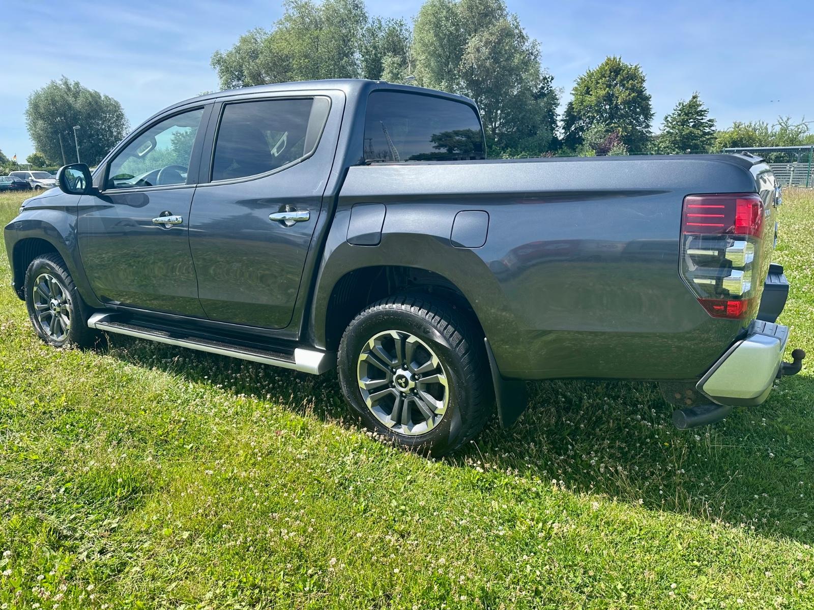 Mitsubishi L200 Plus Doppelkabine 4WD