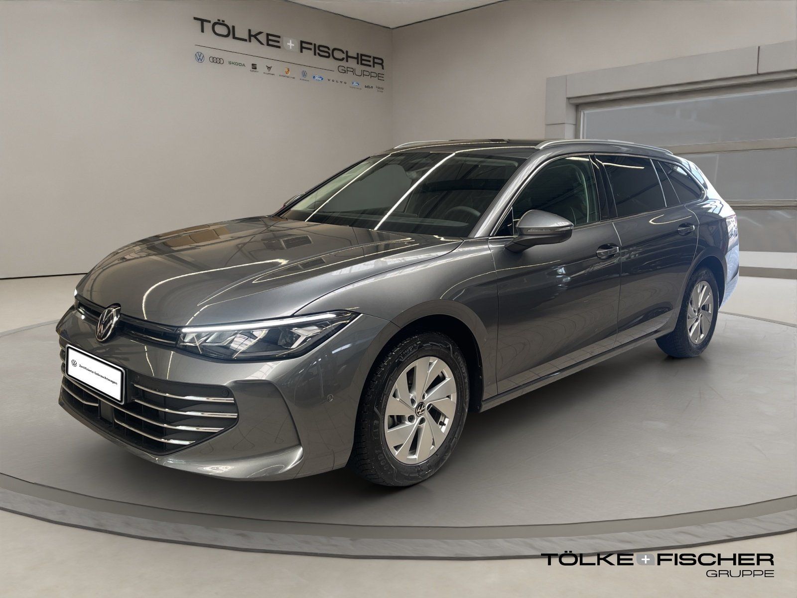 Volkswagen Passat Variant 2.0 TDI Business DCC ACC AHK LM foto 2