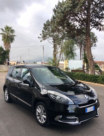 Renault RENAULT SCENIC XMODE 1.5 DIESEL 2012 SES BOSE