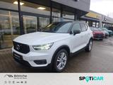 Volvo XC40 R Design AWD 2.0 16V Turbo - weiße Volvo XC40