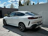 BMW X6 M50i - BMW X6 M50 aus 2021