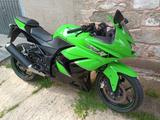 Kawasaki Ninja 250R - MOTORRAD 250