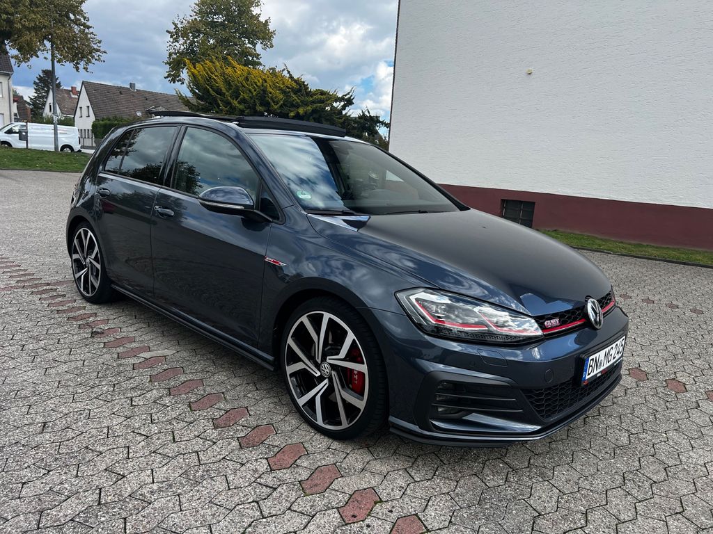 Image of Volkswagen Golf