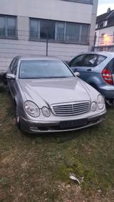 Mercedes-Benz Mercedes W211 E klasse 220cdi - Mercedes-Benz E 220: Cdi W211