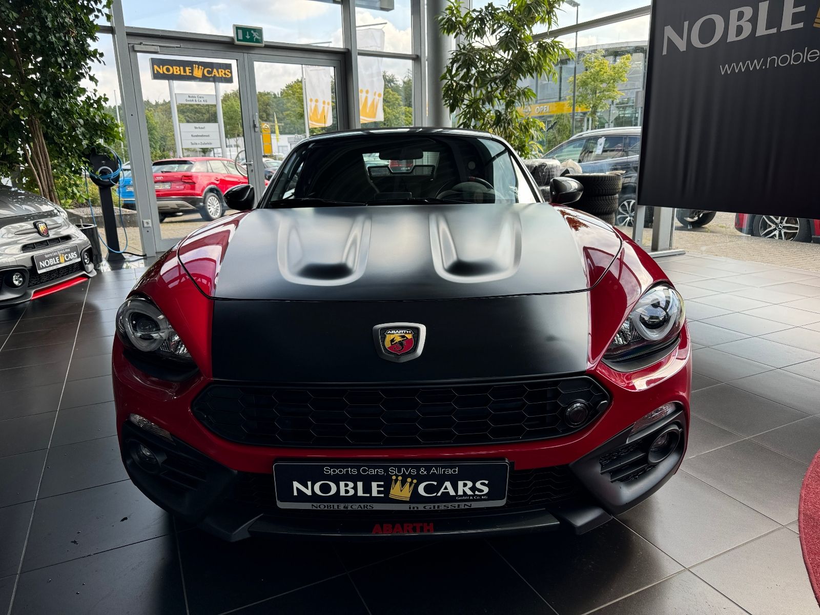 Fahrzeugabbildung Abarth 124 Spider Turbo Turismo LEDER BOSE NAV