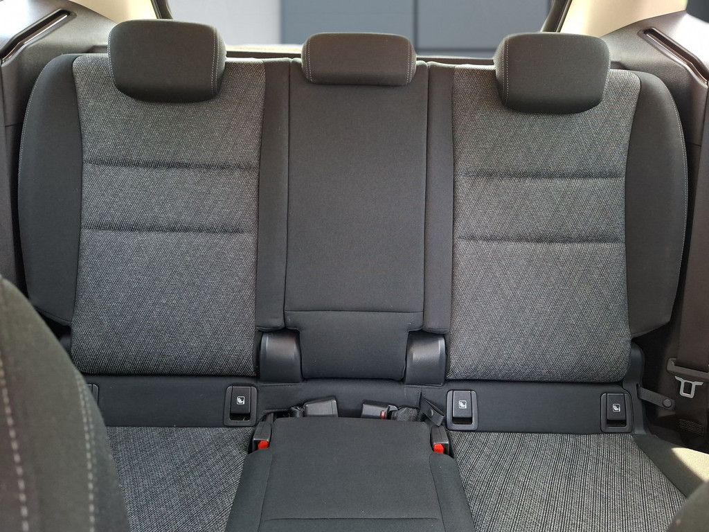 220i Active Tourer *DSG*LED*HARMAN KARDON*INNIVA