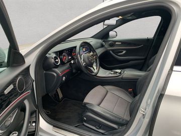 Mercedes E 200 - 10