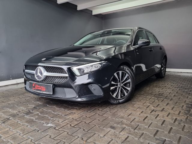 Mercedes-Benz A 180, AUTOMATIK, LED, R-KAMERA, MBUX,NAVI