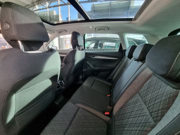 Fahrzeugabbildung SKODA Karoq 1.5l TSI ACT DSG STYLE *Navi, AHZ*