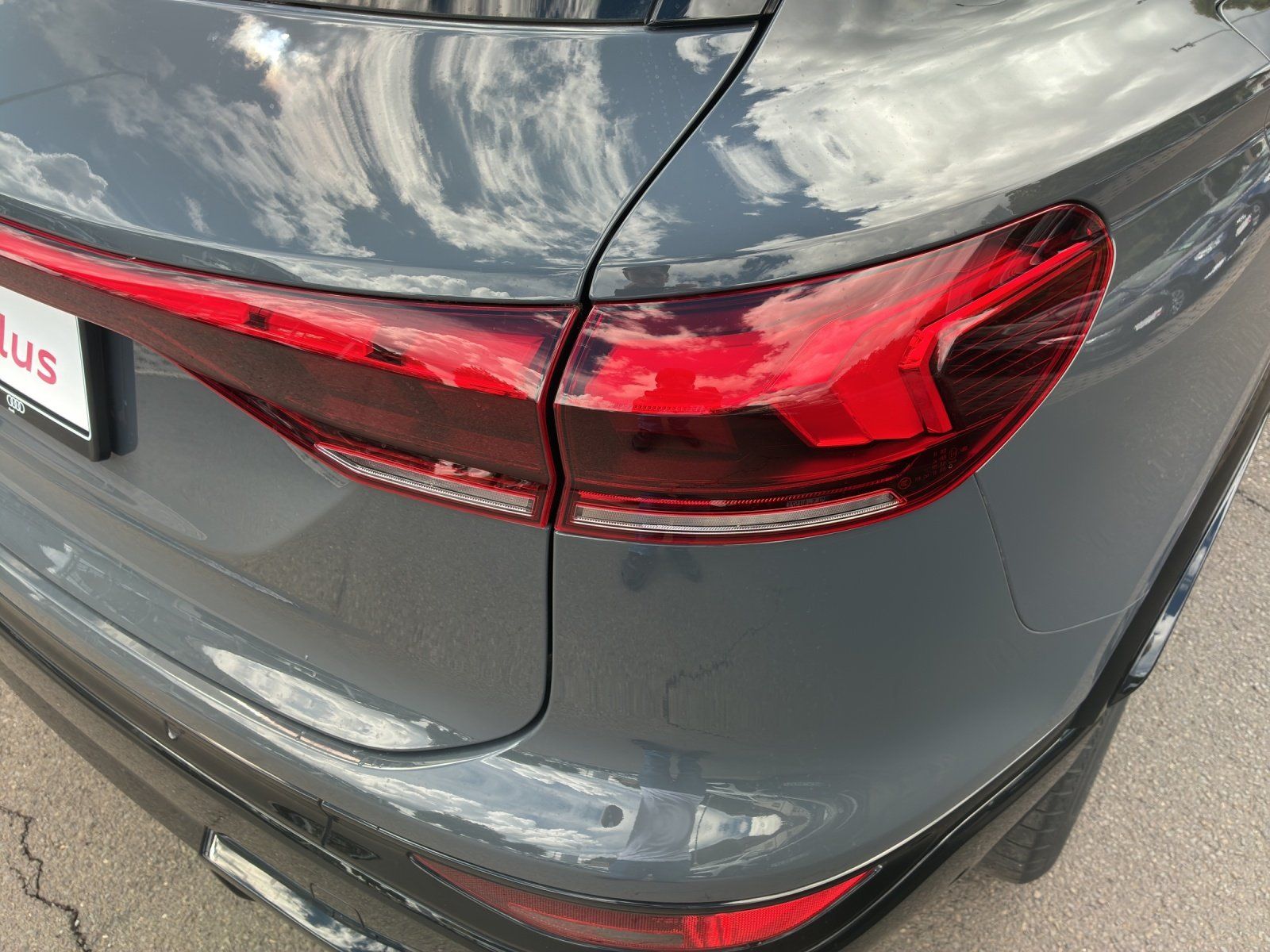 Fahrzeugabbildung Audi Q6 e-tron performance TechPro 360,AHK,HUD,Kamera