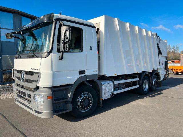 Mercedes-Benz Actros 2532 6x2 MP3 Faun Power Press 524