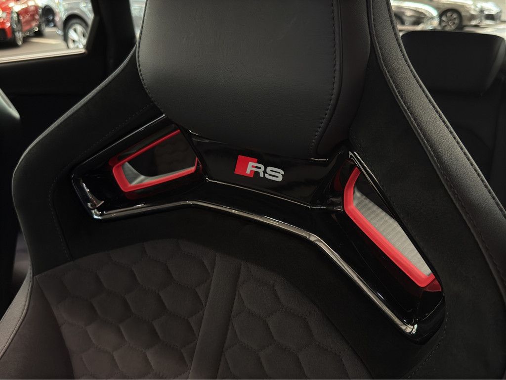 Audi RS4 - Bild 25