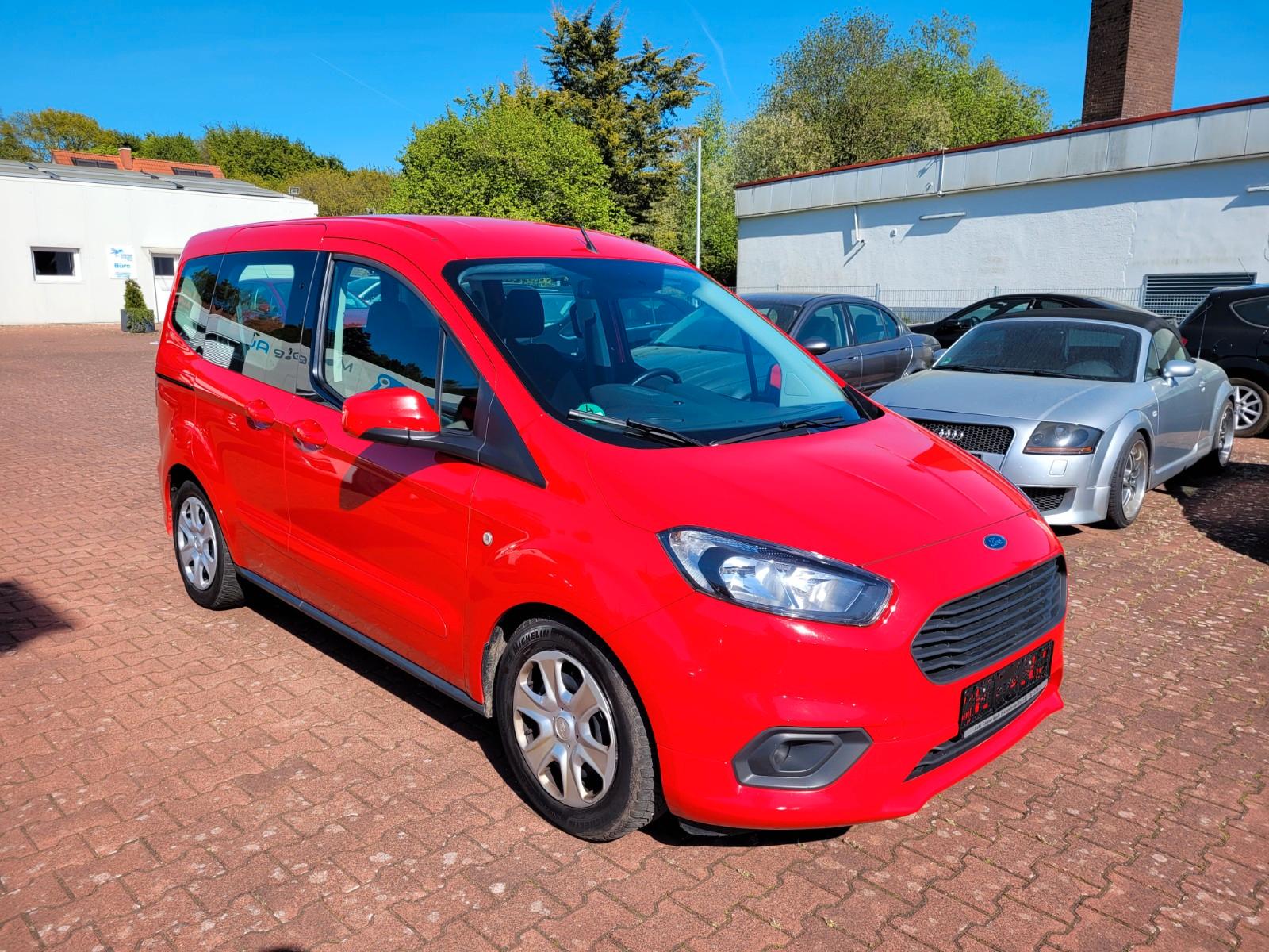 Ford Tourneo Cour Trend*NAVI*KLIMA*AHK*RKF*GARANTIE*