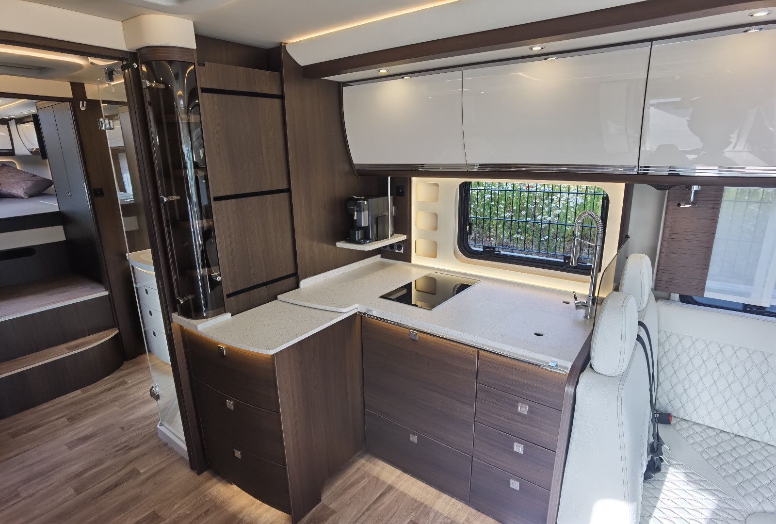 Fahrzeugabbildung Morelo Grand Empire 110 GSO Slide-Out M25