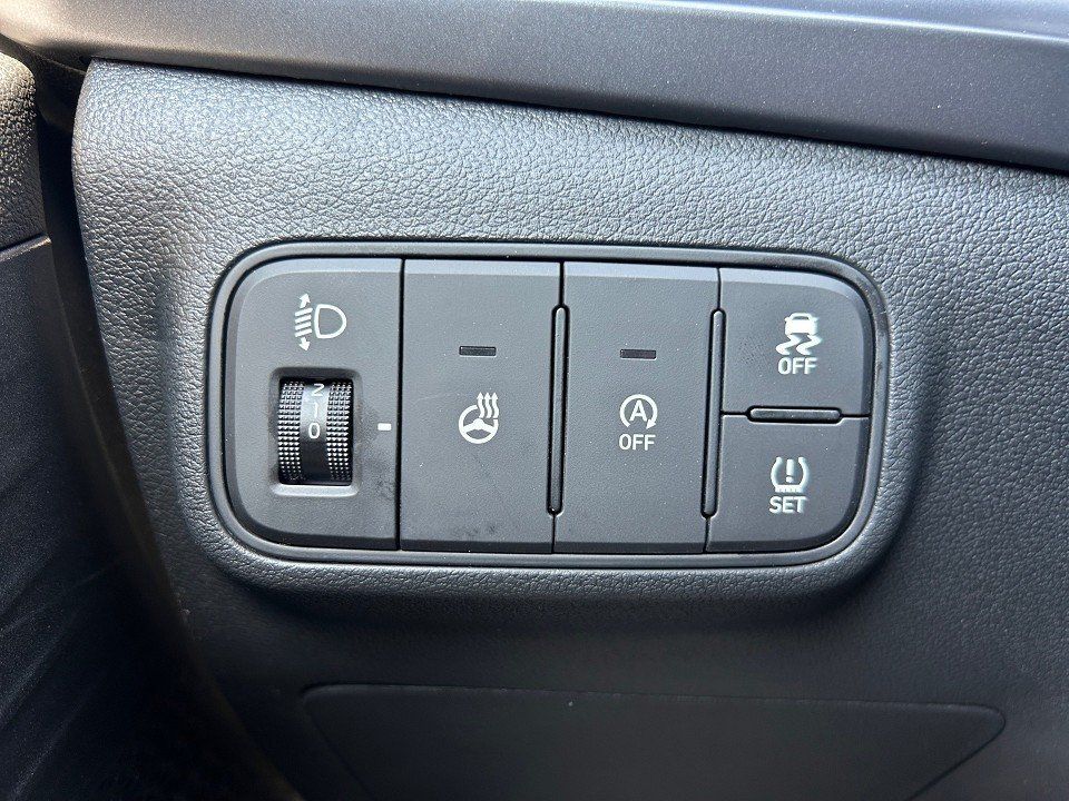 Fahrzeugabbildung Hyundai i20 MY25 1.0T 7DCT TREND !TZ! LED-PAK NAV+16ALU+