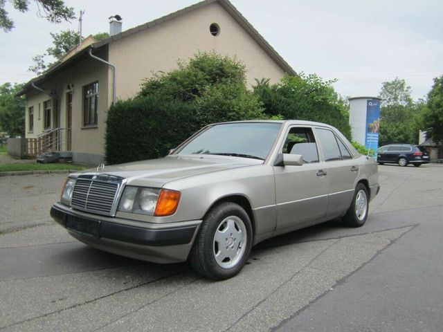 Mercedes-Benz 230 Automatik SHZ Bj 08/1991 Orig. 94 Tkm...