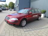 Volkswagen Passat Variant Comfortline 1 Hand - Volkswagen Passat aus 2003