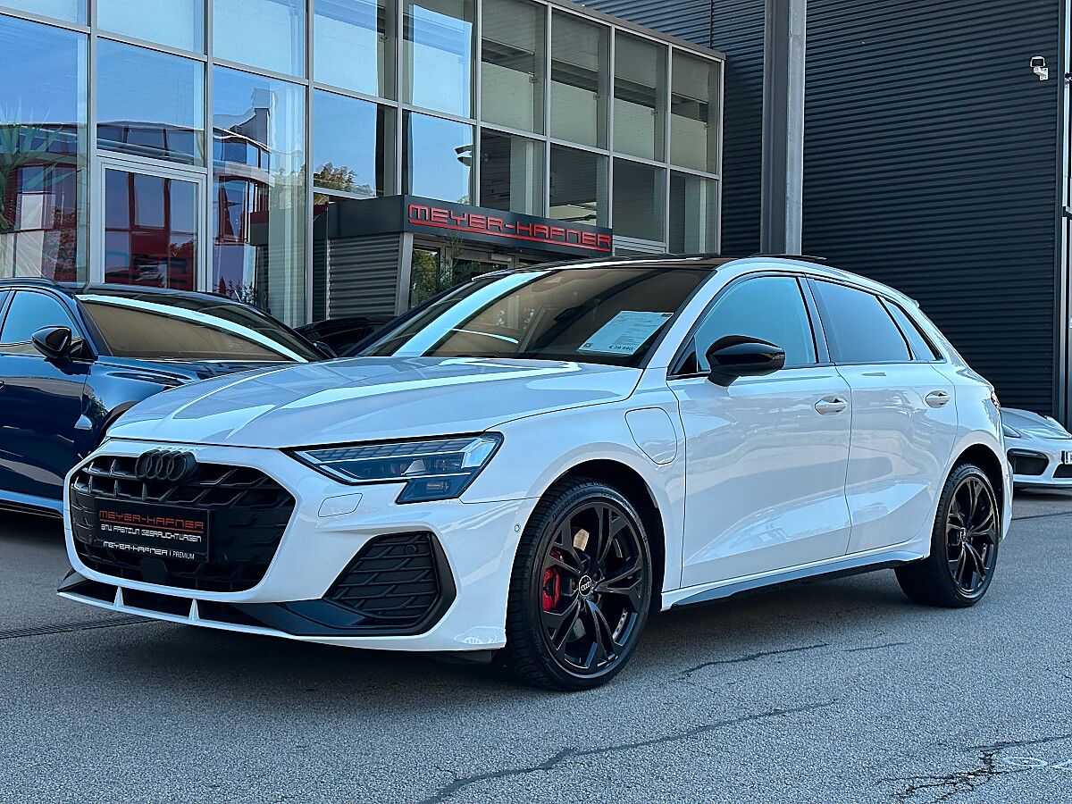 Audi A3 SB 45 TFSI e S-tronic S-Line / Pano / SONO... imagem 2