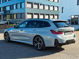 BMW 320d M Sport CurvedDisplay*PANO*STHZ*AHK*RFK*HUD - gebrauchte Kombis in Heidelberg