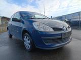 Renault Clio III Authentique - Renault Clio: Blau