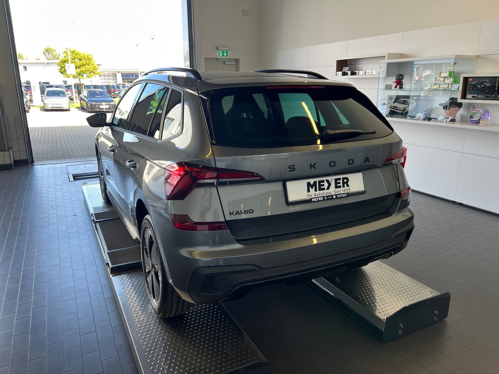 Fahrzeugabbildung SKODA Kamiq Monte Carlo 1.5 TSI DSG *AHK vorb., Matrix