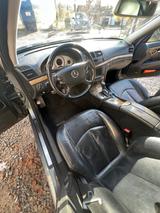 Mercedes-Benz E 500 4MATIC T ELEGANCE Elegance - blaue Mercedes-Benz E 500