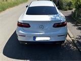 Mercedes-Benz E 200  Coupe AMG 4MATIC Autom. -Widescreen  - gebrauchte Mercedes-Benz E 200 aus dem Jahr 2020