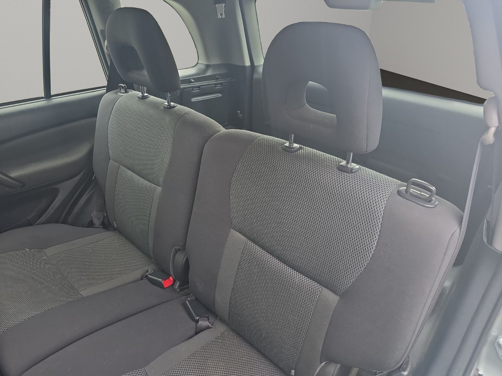 Fahrzeugabbildung Toyota RAV 4 RAV4 2.0 Edition 4X4 Allrad+Aus 1.Hand+AHK