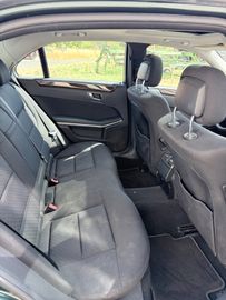 Mercedes E 220 - 10