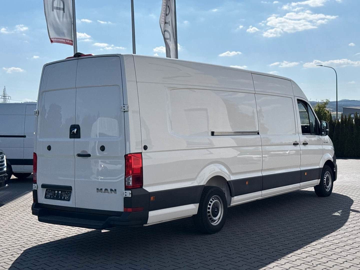 Fahrzeugabbildung MAN TGE 3.140 Hochraum-Kasten SL 2,0 TDI Kamera DAB