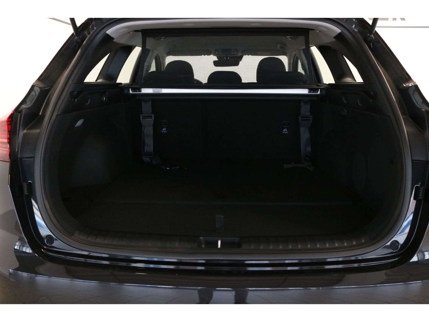 Fahrzeugabbildung Kia Ceed_sw Spirit Navi Tempomat Kamera JBL SHZ