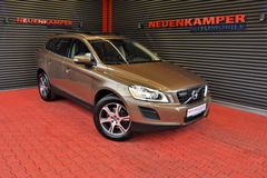 Fahrzeugabbildung Volvo XC60 Summum AWD Leder Navi Panor. ACC AHK Kamera