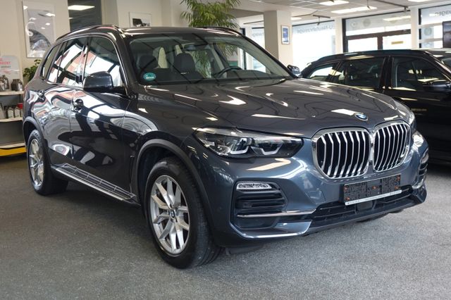 BMW X5 xDrive 45 e +Panorama+AHK+Trittbretter+ACC