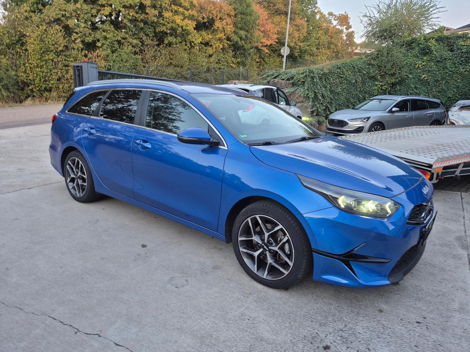 Kia cee'd Sportswagon Platinum+NAVI+LEDER+KAMERA+AHK