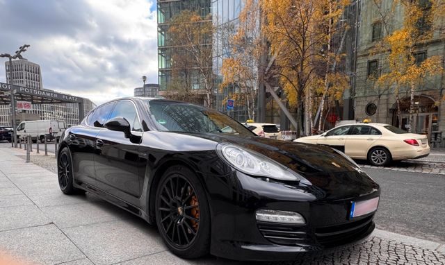 Porsche Panamera 4S Sportpaket NP 133T Chrono Sport