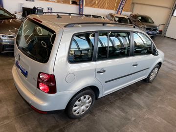 Volkswagen Touran Conceptline *KLIMA*TEMPOMAT*SZHZ*