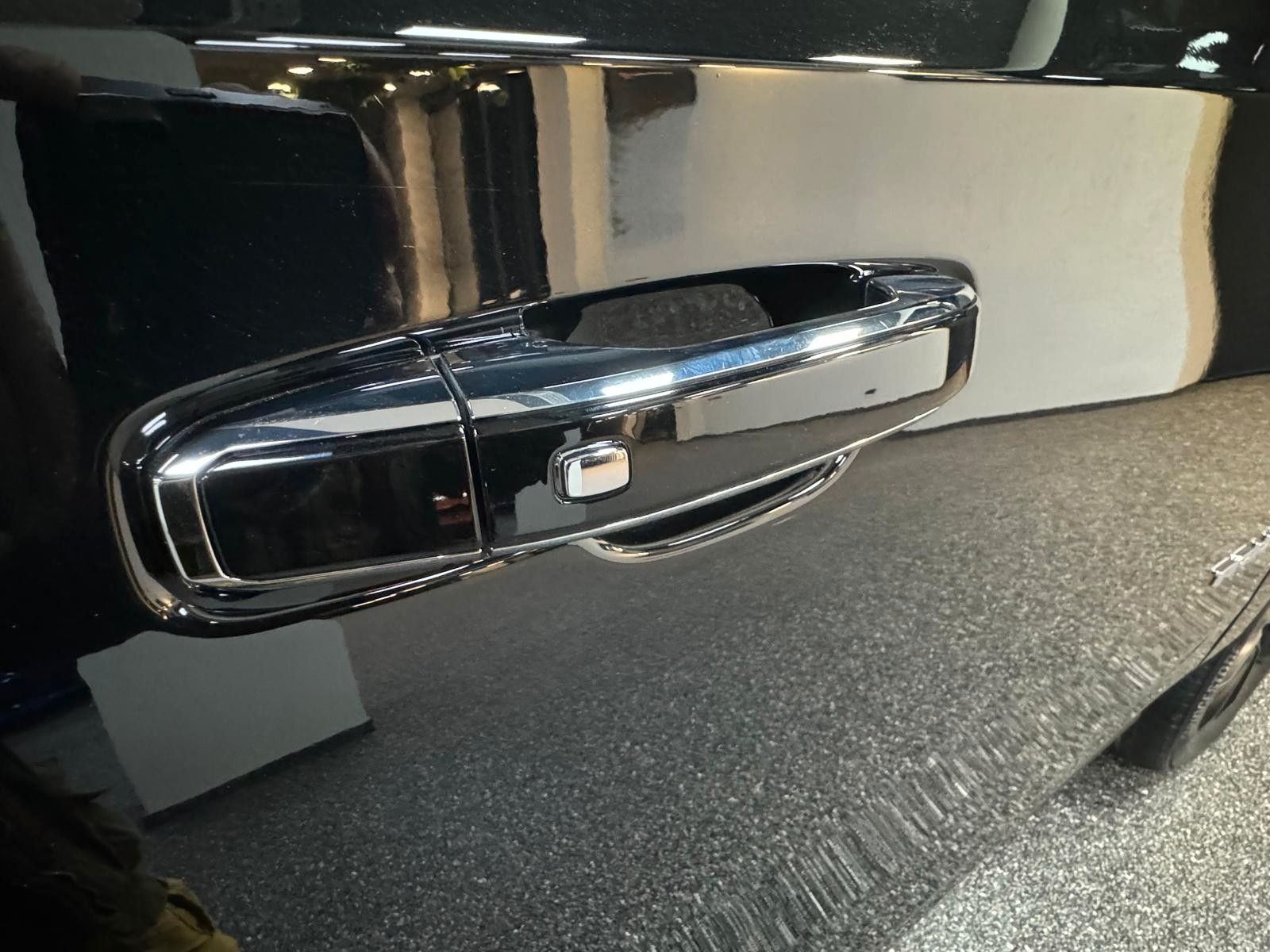 Fahrzeugabbildung Chevrolet TAHOE 6.2 ECOTEC HIGH COUNTRY 4x4-HUD-PANO