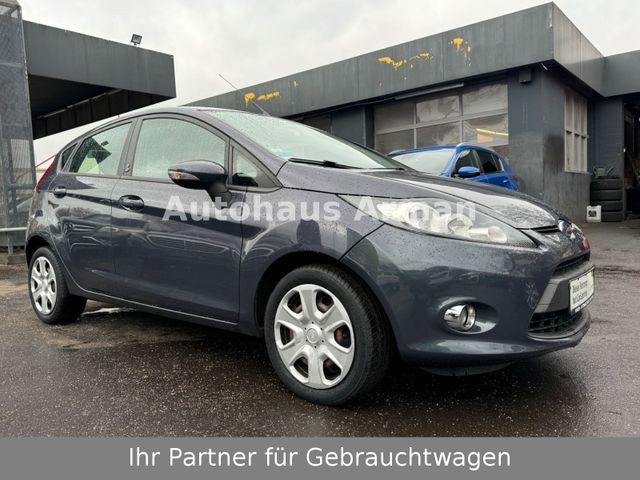 Ford Fiesta 1.25 ChampionsEdition Navi Kamera TÜV NEU