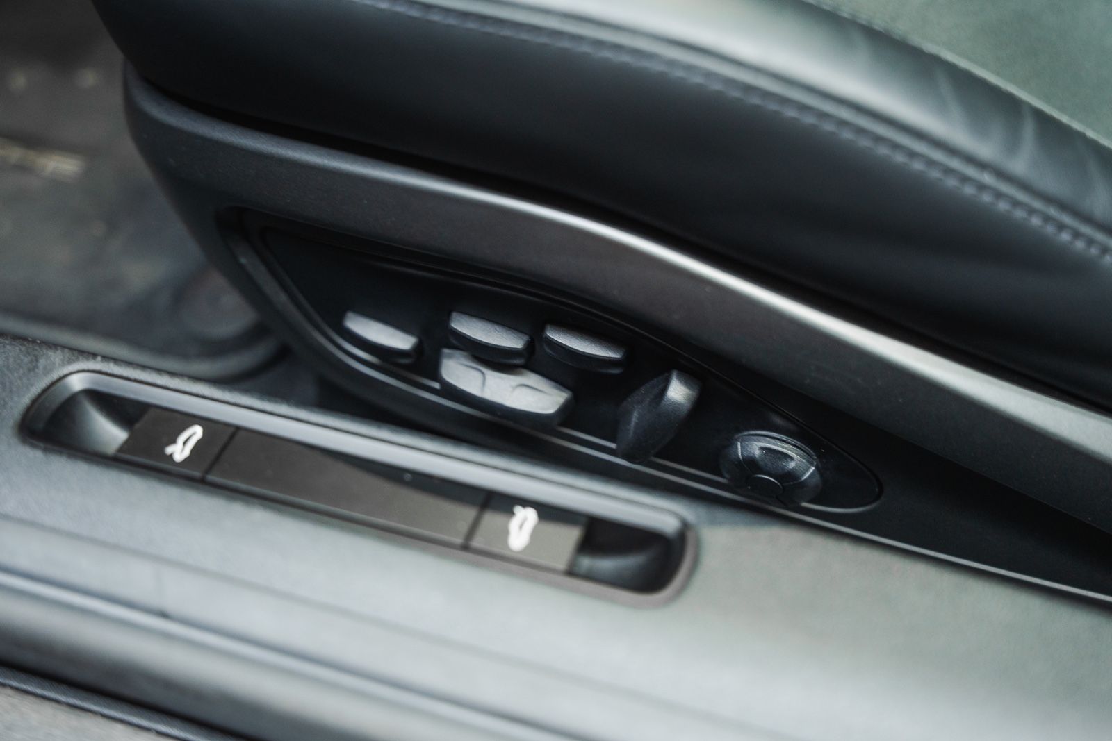 Fahrzeugabbildung Porsche 992 Carrera 4 GTS Coupé LED*Lift*BOSE*Sportsitze