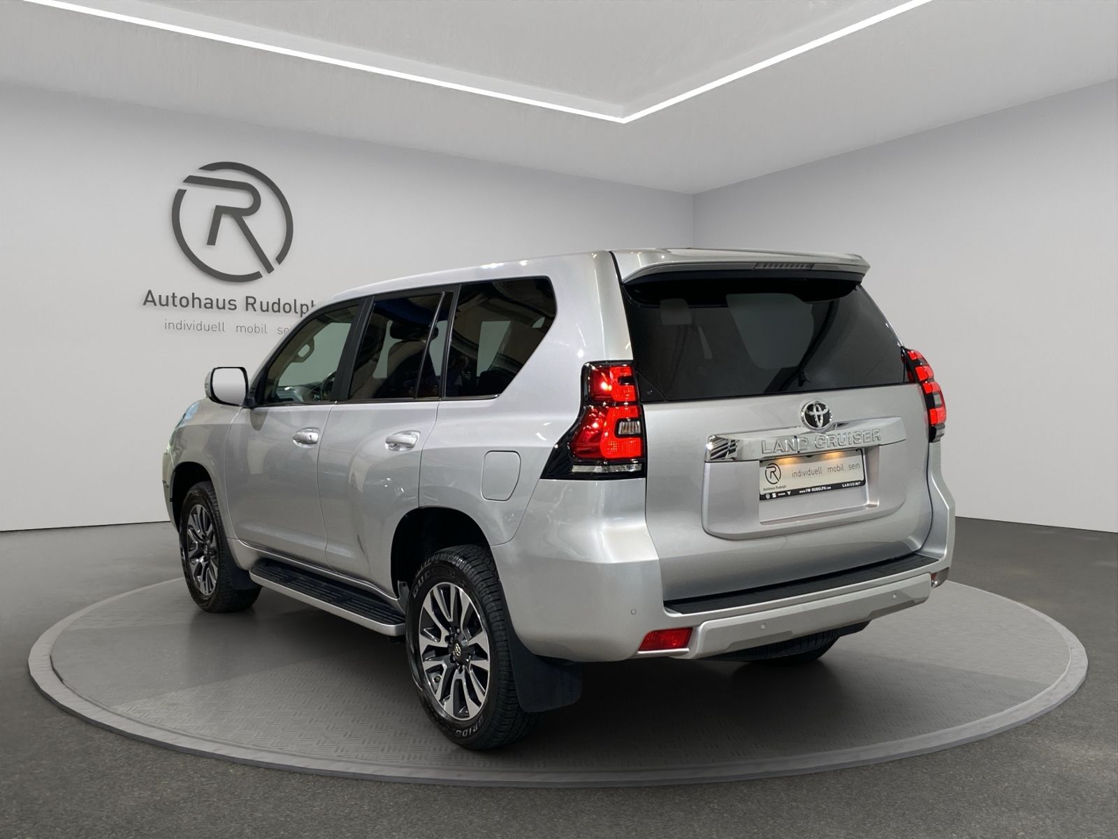 Toyota Land Cruiser 2.8 D4-D 4x4 Executive Navi LED foto 3