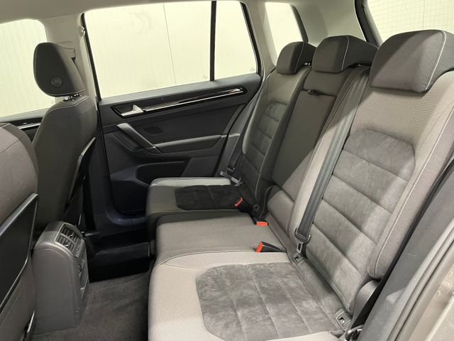 Golf Sportsvan Highline 1.4 TSI DSG XENON PDC