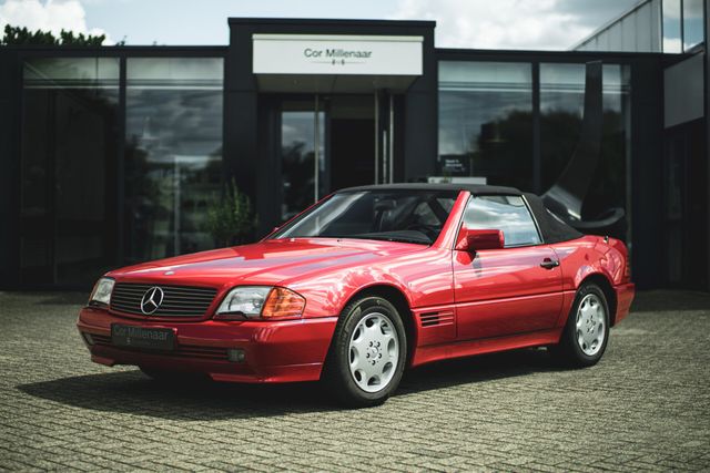 Mercedes-Benz 300 SL! Wie neu!