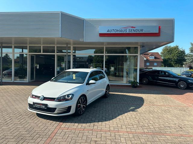 Volkswagen Golf VII Lim. GTI Performance BMT*DYNAUDIO*1HAND