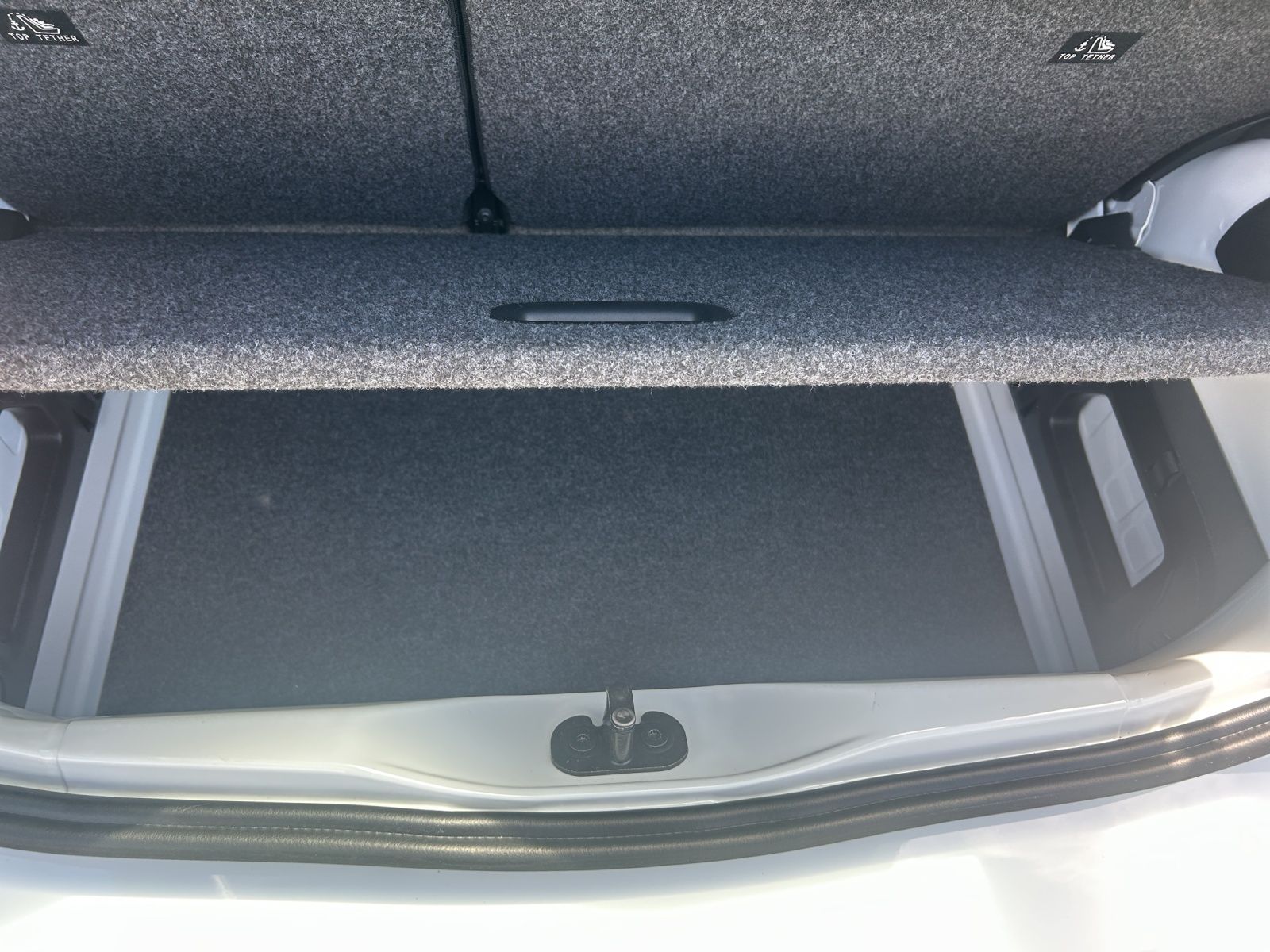 Fahrzeugabbildung Volkswagen up! 1.0 Basis Klima GRA RFK SH