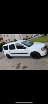 Dacia Logan 1.5 dCi - Dacia Logan mit Diesel-Antrieb: 1.5