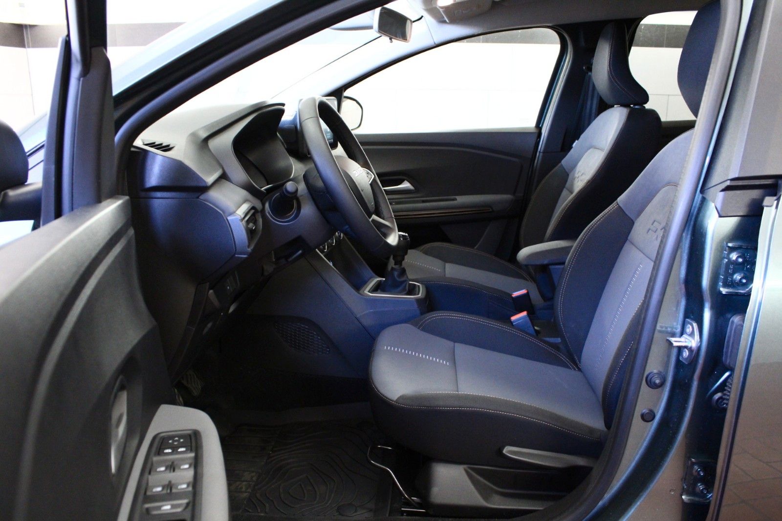Fahrzeugabbildung Dacia Jogger Eco-G 100 Extreme+ 5-Sitzer *15238*