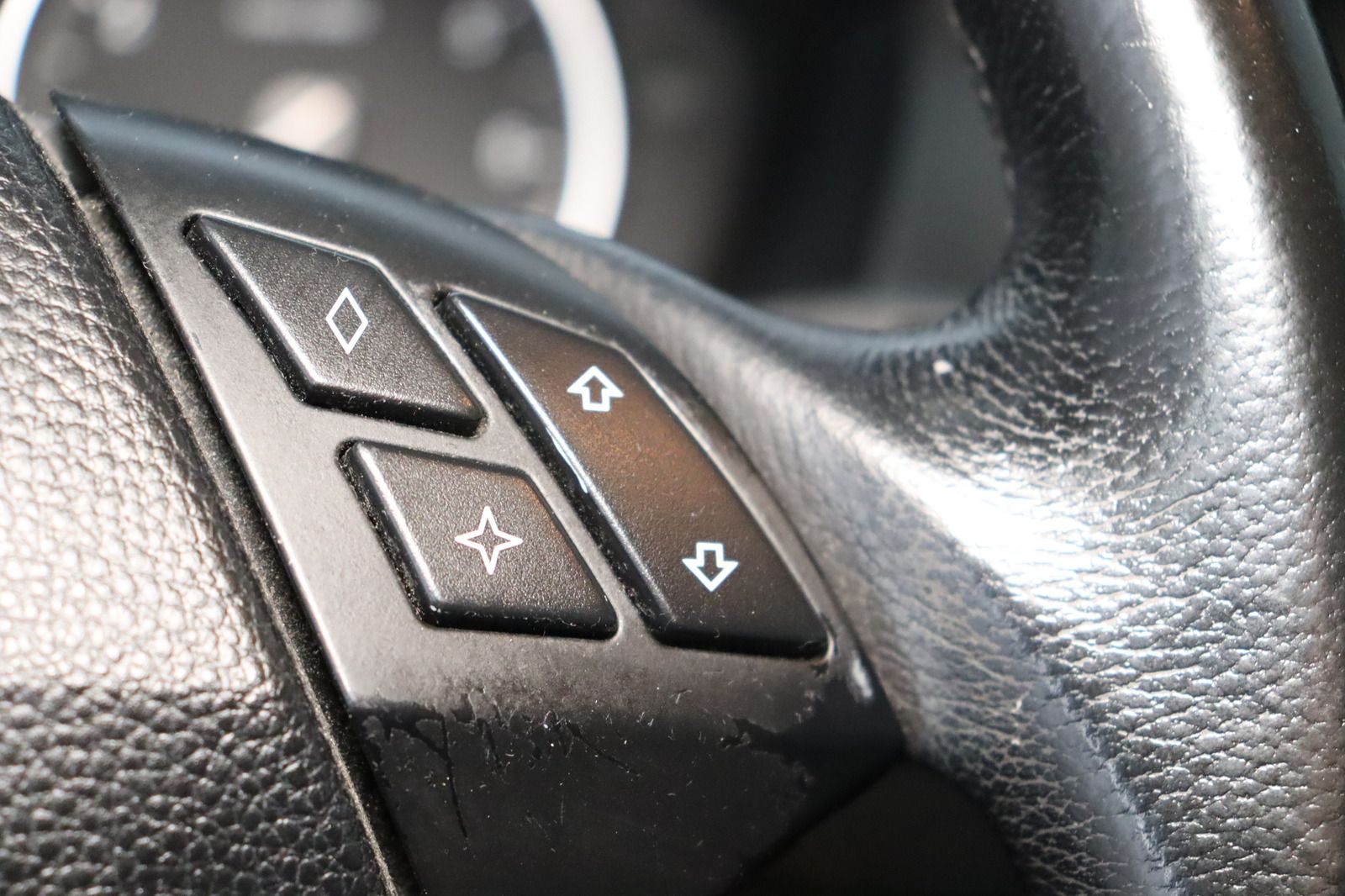 Fahrzeugabbildung BMW 523 i * Sitzhzg. * Klimaautomatik * PDC