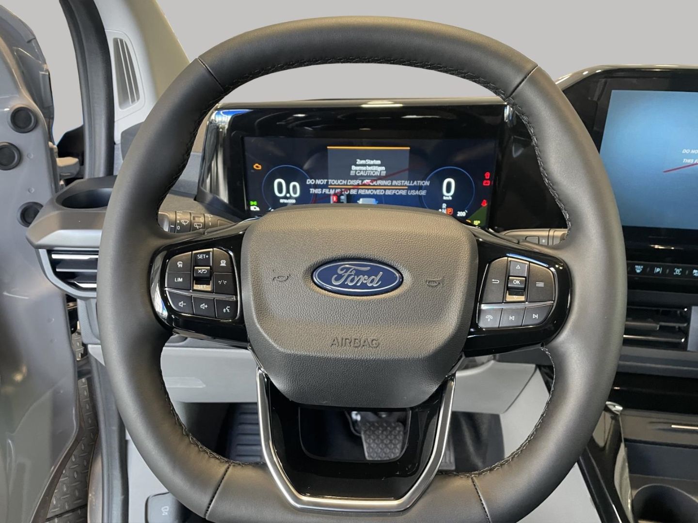 Fahrzeugabbildung Ford Tourneo Custom Bus 320 L1 Titanium FWD Titanium