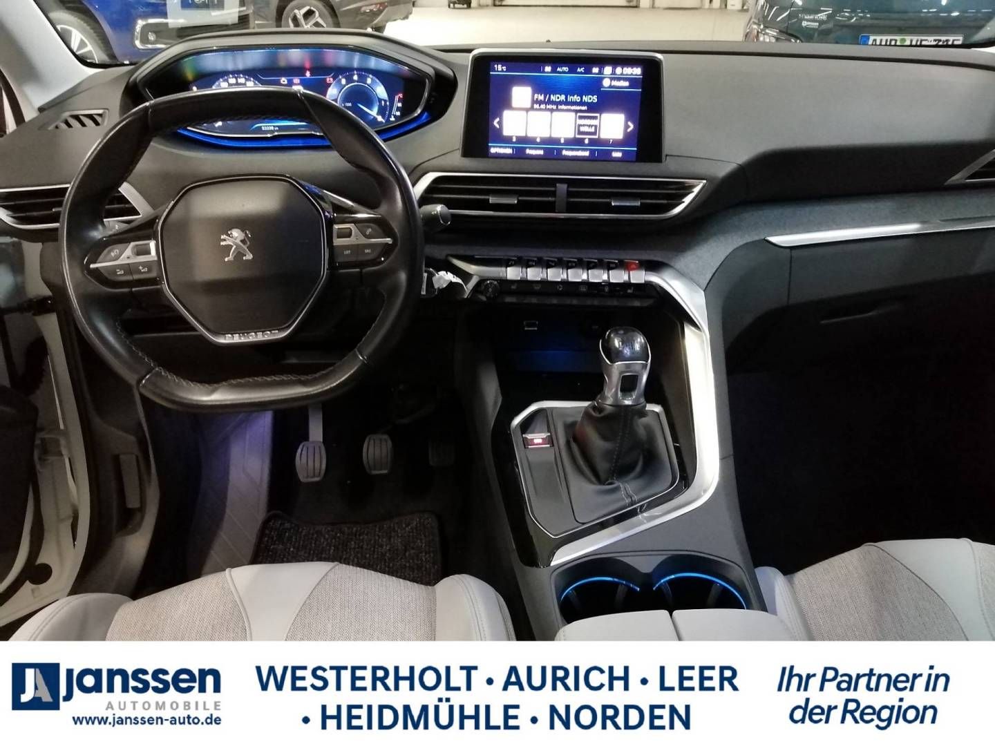 Fahrzeugabbildung Peugeot 3008 PureTech Stop & Start