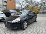 Fiat Grande Punto 1.4 16V Dynamic TÜV11/27 EURO4 - Fiat Grande Punto in München